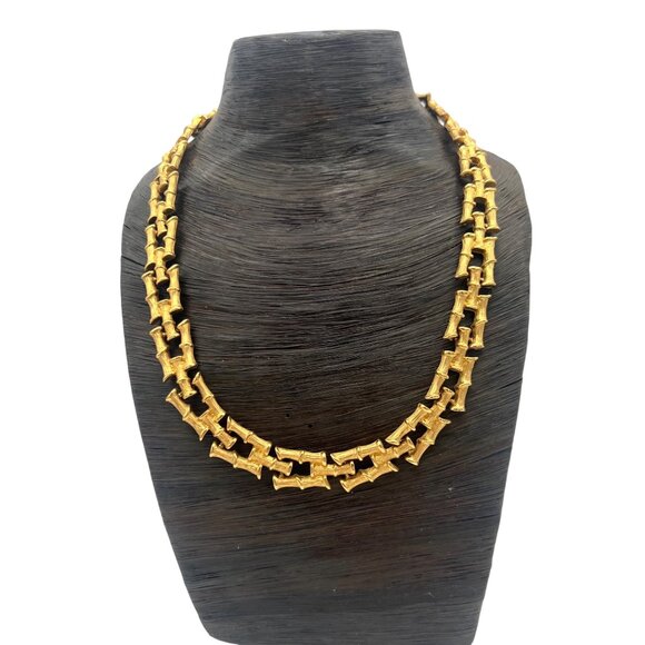 Monet Jewelry - Vintage Monet Gold-Tone Bamboo Link Necklace 16 Inches Elegant Retro Jewelry